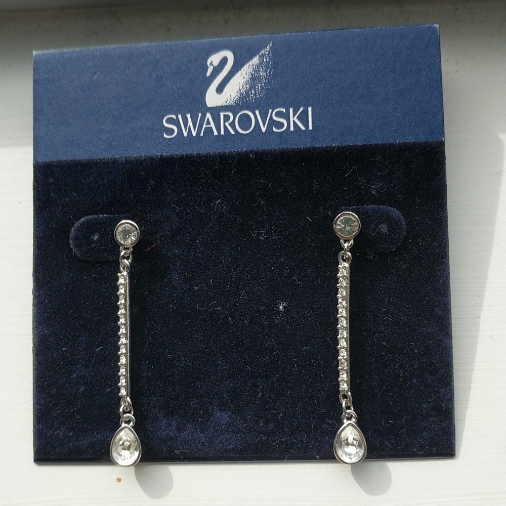 Swarovski dangle earrings